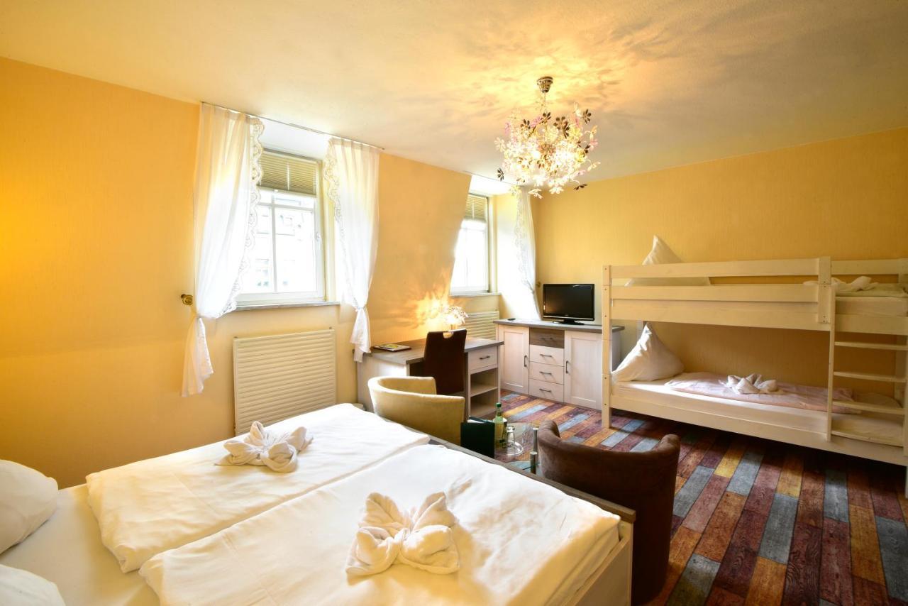 Triple Room,1005682480:JPEG